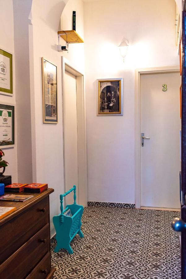 Rooms And Apartments Djanovic Split Exterior foto
